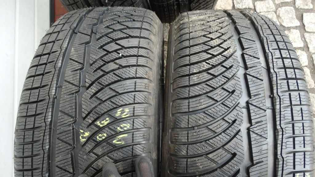 Michelin Pilot Alpin PA4 anvelope de iarna 245/50/18 104V Product image