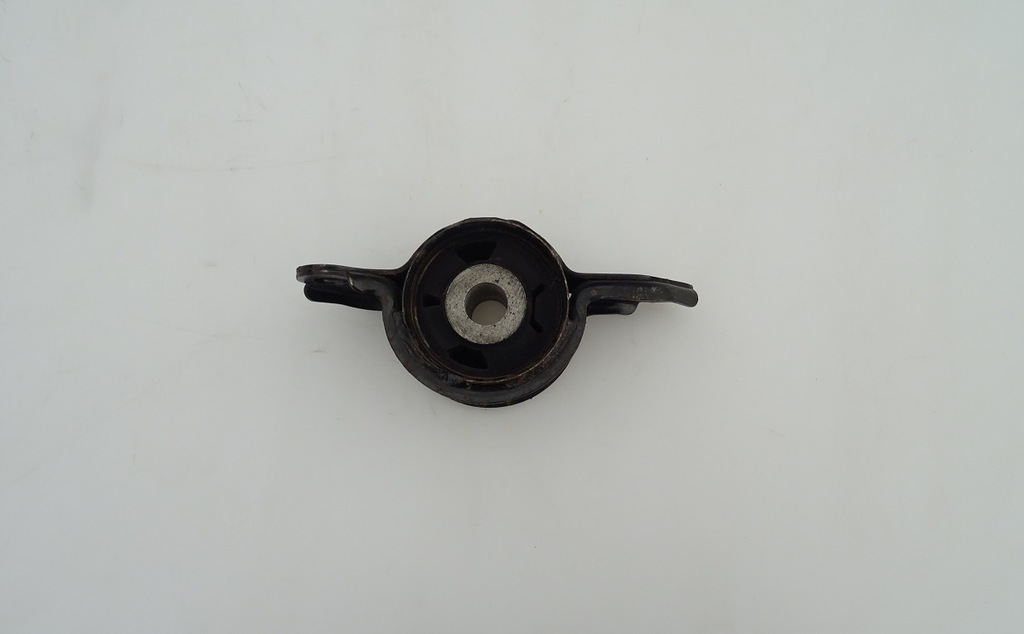 2010-2015 CAMARO SPATE BUS BRACȚ OSCILANT SPATE DREAPTA LATERAL CASTĂ Product image