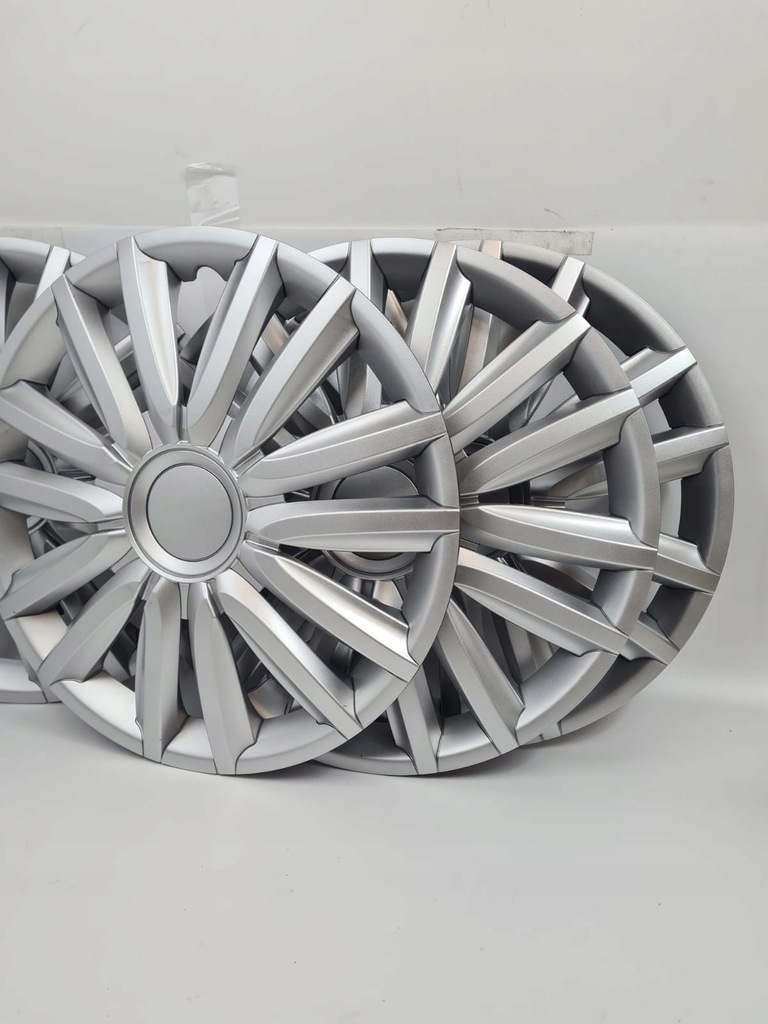 16 -Inch Hub -uri auto în set de 4 piese Product image
