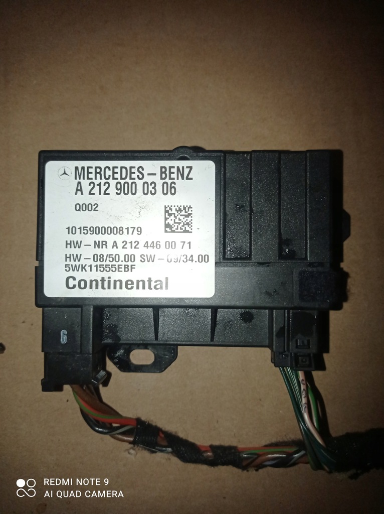 Mercedes-Benz OE A2129000306 W204 Controler pompă de combustibil KOMBI Product image