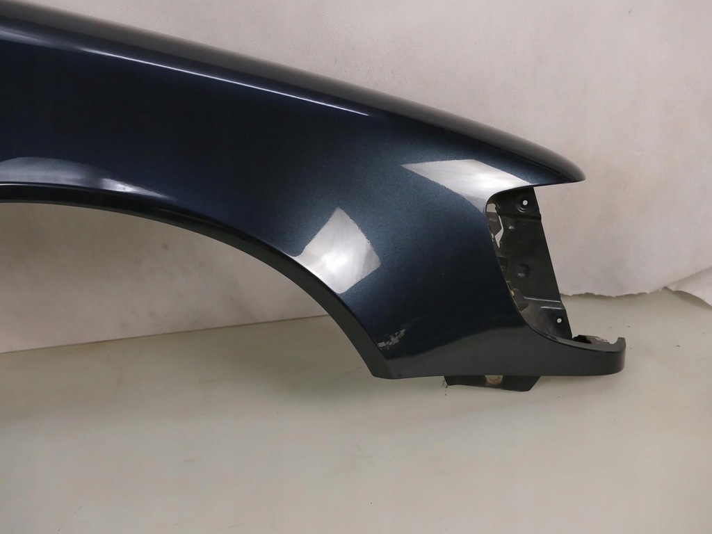 MERCEDES S W140 APARATOR DREAPTA FATA 189 SMARAGDSCHWARZ Product image