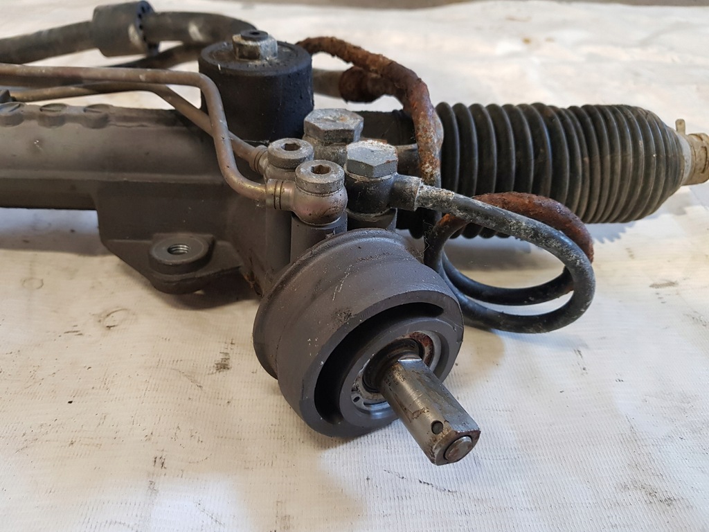 CROCIUTĂ SKODA VW AUDI 2.5TDI EUR 3B1422071S Product image