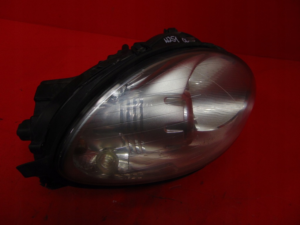 MERCEDES R-KLASA 251 W251 05- LAMPA FA FATA DREAPTA EU Product image