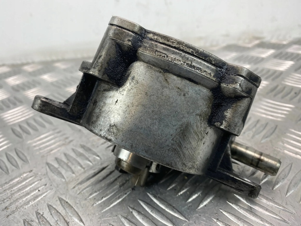 Mercedes-Benz E W211 3.0 Pompa de vid / Vacum A6422300165 Product image