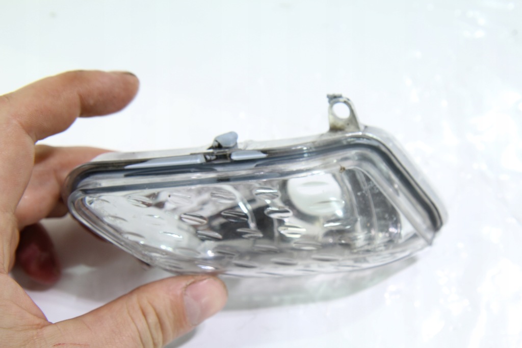 YAMAHA X MAX 125 06-09 SEMNEZATOR STÂNGA Product image