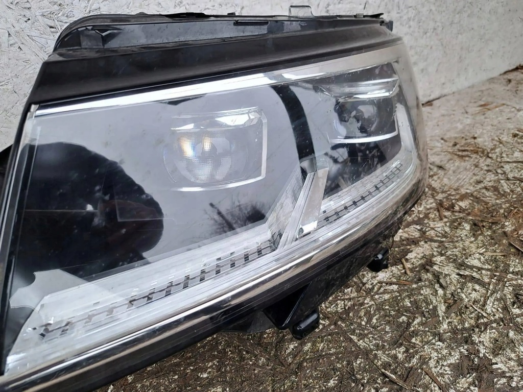 Volkswagen Multivan T6 2020 Faruri fata stanga Product image