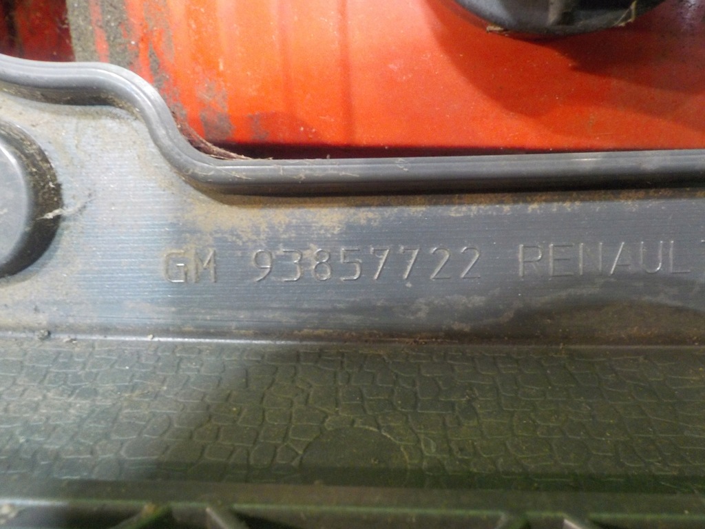 TRAFC VIVARO PRIMASTAR II LIFT 09R LAMP TAR 93857722 265A60118P Product image