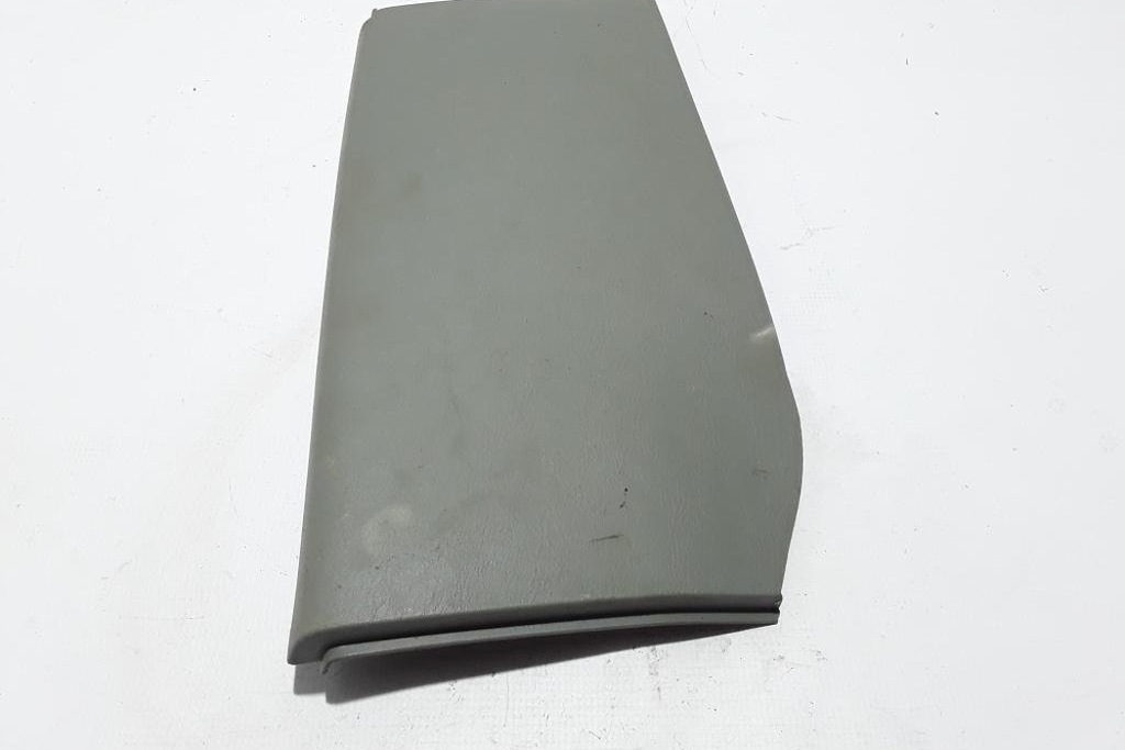 Coperta laterală dreaptă a Renault Trafic II Balance (FL) 8200006068 2007 Product image