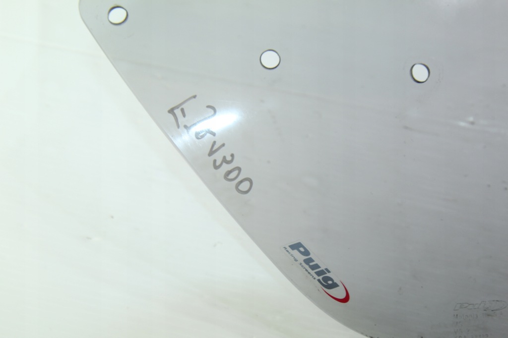 YAMAHA FJR 1300 01-05 GEAM STICLA Product image