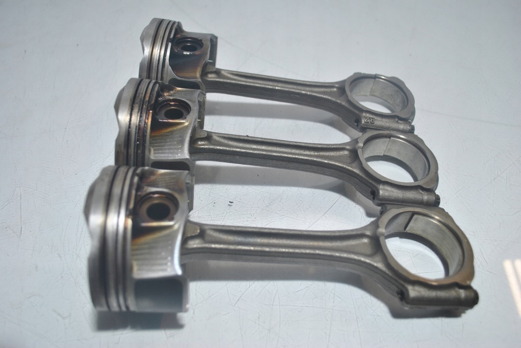 BIELLA PISTON OPEL CITROEN PEUGEOT 1.2 THP 9807260380 Product image
