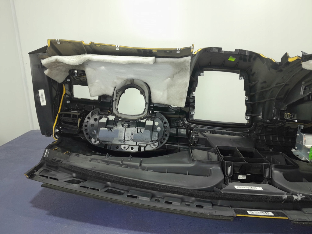 MERCEDES R W251 PLANCĂ, PERNE, PRETENSIONARE Product image