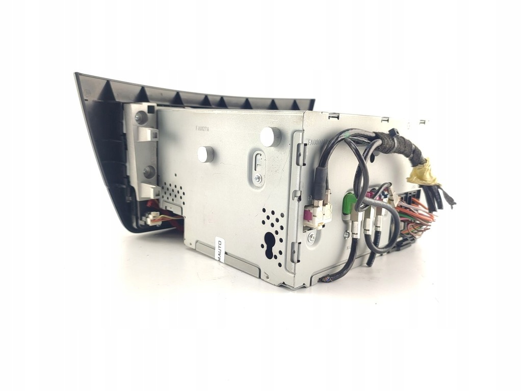 RADIO NAVIGATION MERCEDES C W204 A2049002013 A2049013603 A2129025008 Product image