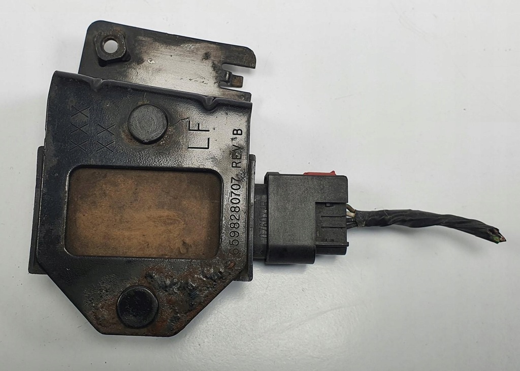 SENSOR PRESIUNE ANVELOPE CHRYSLER 300C 04602503AB Product image