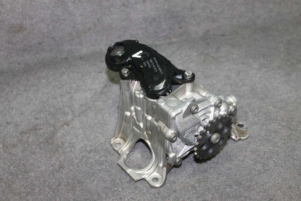 BMW MINI F56 F60 F40 F45 G30 G05 1.8D 2.0D 2.5D B47D20B B47C20B POMPA ULEI Product image