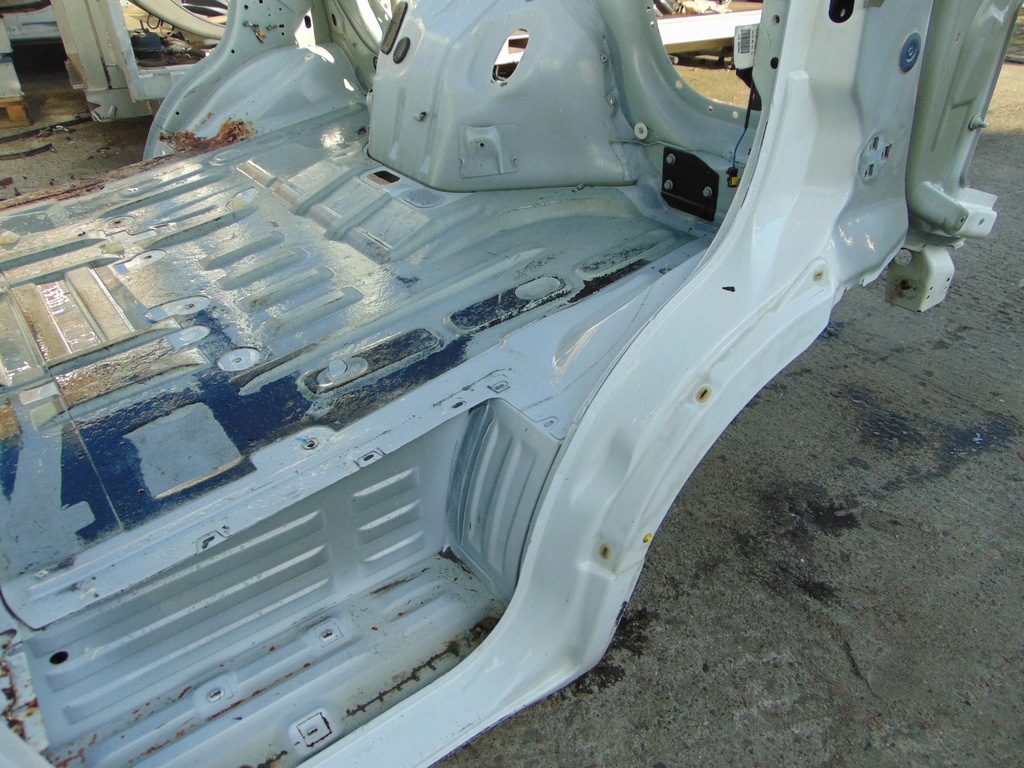 RENAULT MASCOTT LIFT 03-10 CADRU CAROSERIE CABINA Product image