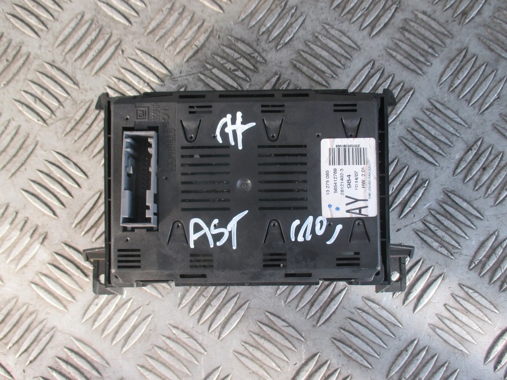 RADIO DISPLAY OPEL ASTRA H 04-14 13275085 Product image