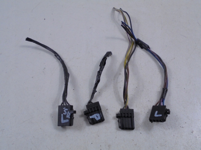 SAAB 9-3 93 II CUBE CONECTOR ELECTRIC LĂMPURI SPATE 4D SEDAN LIFT 4BUC Product image