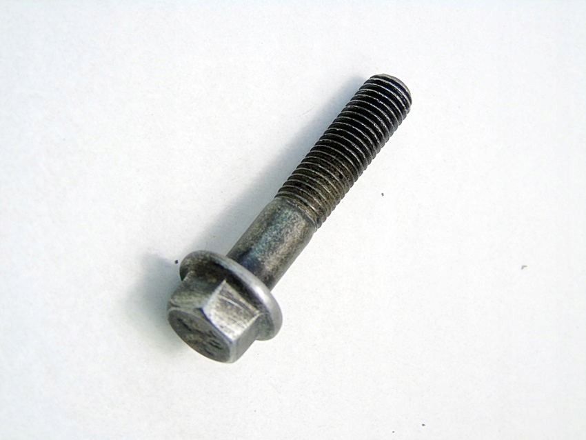 SURUB CAPAC SUPPA 2.0 T TURBO VOLVO S40 V40 S60 S80 V70 Product image