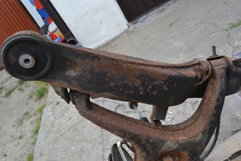 Mercedes W126 Carucior spate suspensie spate Product image
