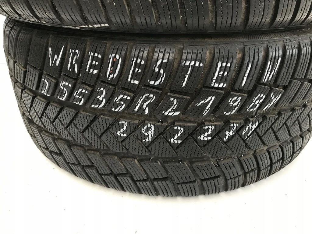 4 x PNEURI DE IARNĂ VREDESTEIN 255/35R21 98A 2022 (2922) 7mm DUPĂ O IARNĂ Product image