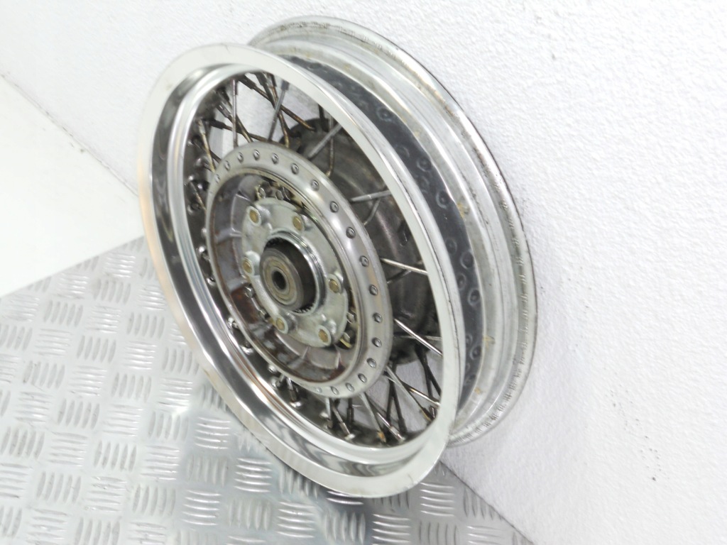 SUZUKI VS 750 INTRUDER RIM ROATA SPATE ORIGINALA Product image