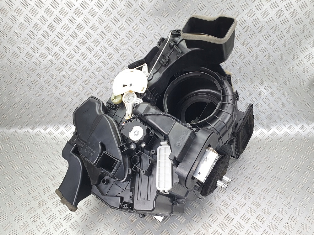 LEAF I ZE0 ÎNCĂLZIRE EVAPORATOR RADIATOR SUPPA AER CONDIȚIONAT Product image