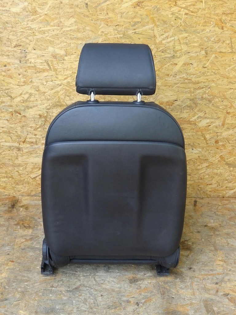 SCAUN AUDI A4 B7 PIELE STÂNGA FATA PERFECT Product image