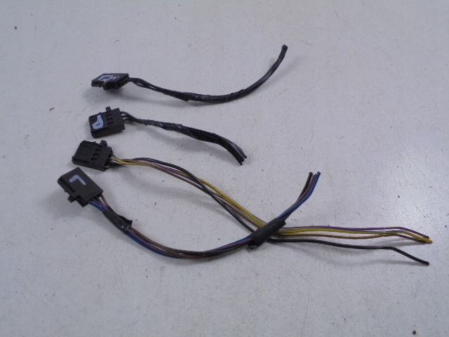 SAAB 9-3 93 II CUBE CONECTOR ELECTRIC LĂMPURI SPATE 4D SEDAN LIFT 4BUC Product image