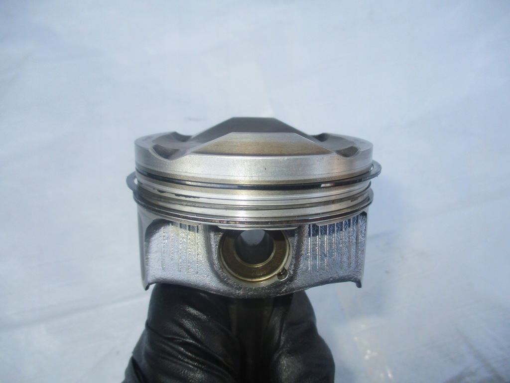 BIELLA PISTON 1.2 THP OPEL ASTRA PEUGEOT 208 308 2008 CITROEN C3 C4 II Product image