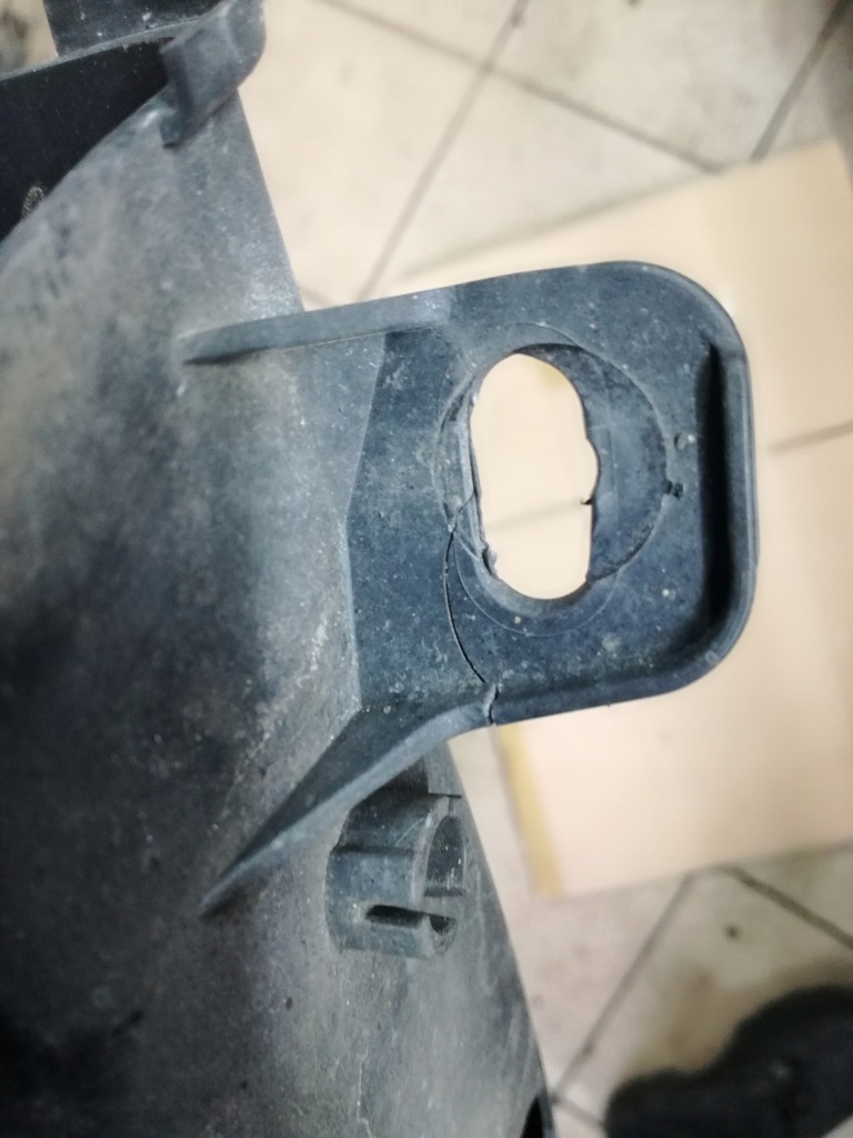 BMW F10 F11 AIR VOLANT DREAPTA FAȚĂ PENTRU DISC 7200798 Product image