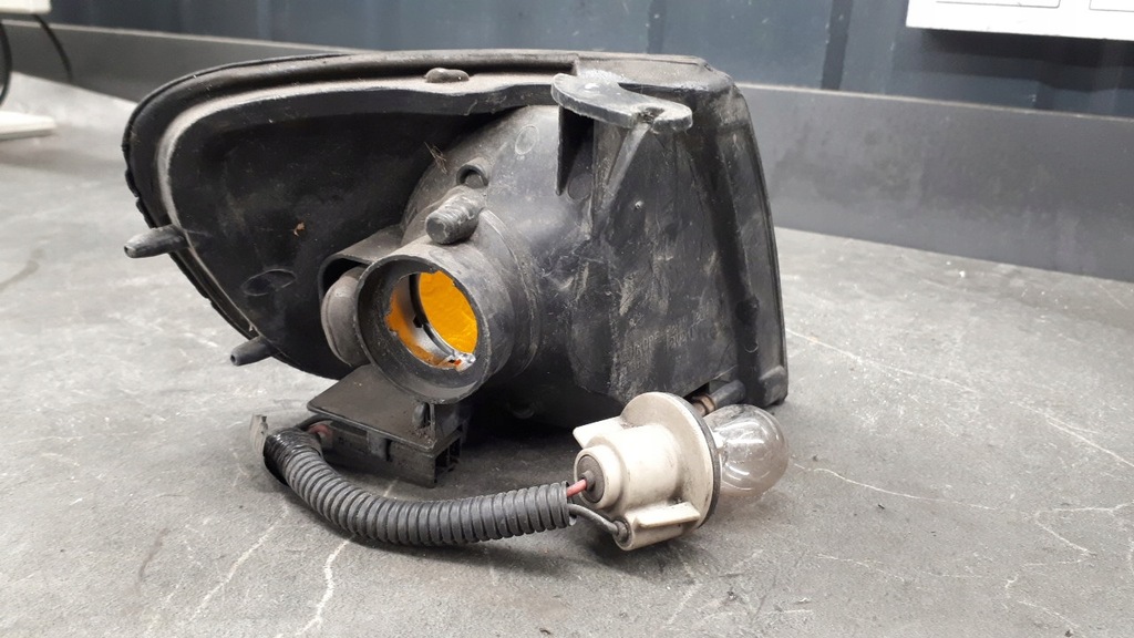 6r010250 indicator nissan sunny III 1991-1995 stanga fata Product image