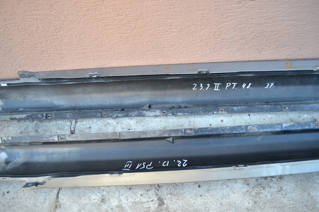 Mercedes W124 Coupe CE Moluri, capace prag Product image