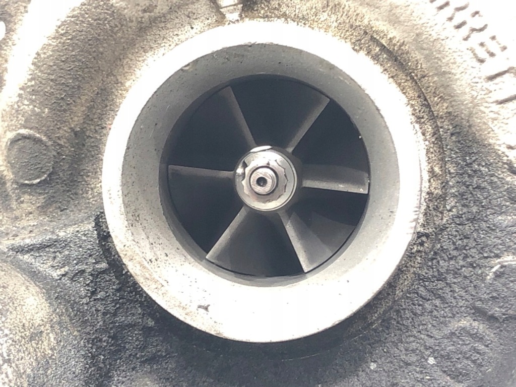 TURBOCOMPRESOR MERCEDES W211 A6470900180 2.7 177KM 02-09 TURBO Product image