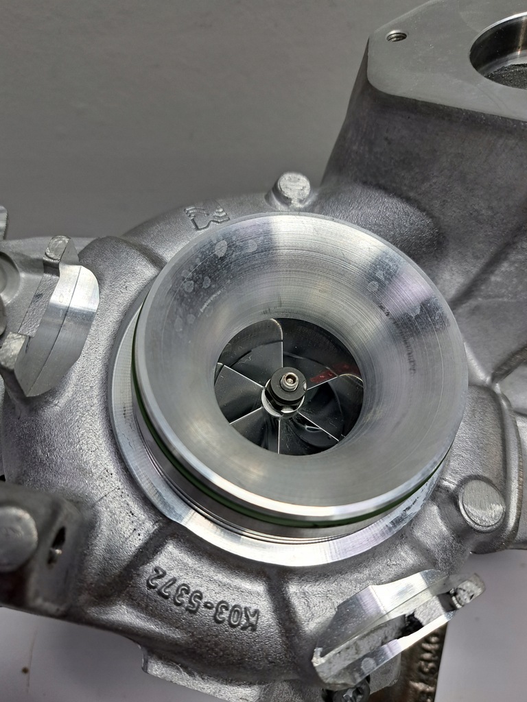 BMW G01 G20 G30 Turbocompresor Turbină 8587540 Product image