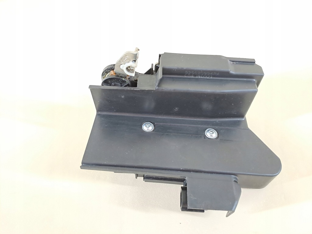 BLOCARE SPATE DREAPTA SPATE DACIA LOGAN 3 21 martie Product image