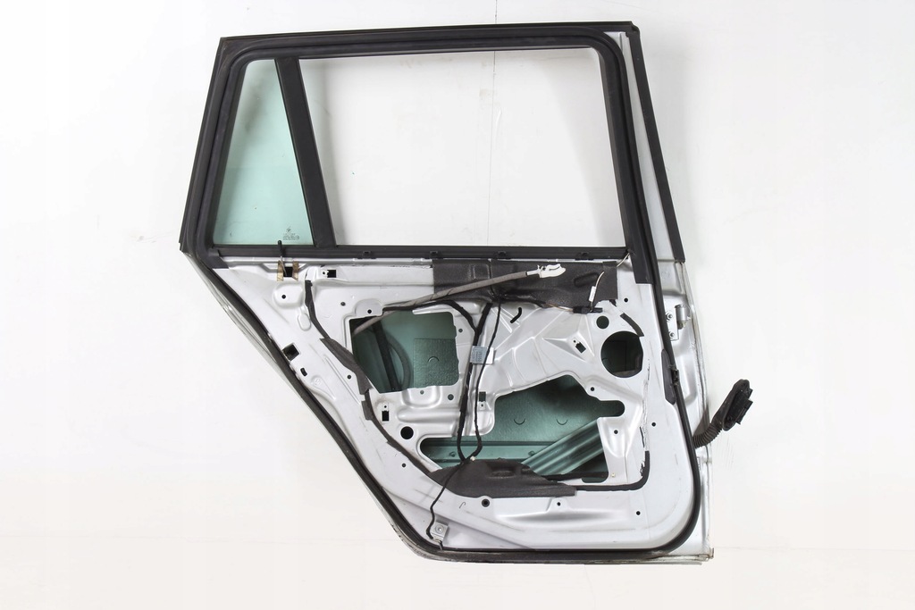 BMW E46 Drzwi lewy tył TitanSilber Metallic 354/7 Product image