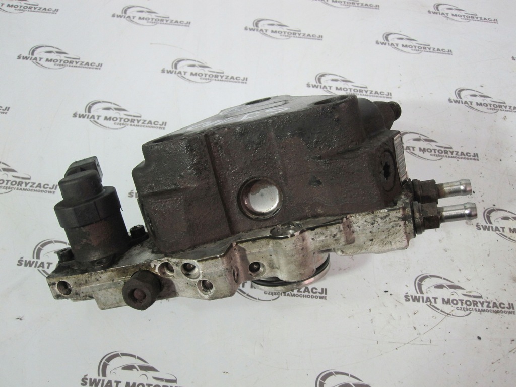 Vito 2.2 CDI 646980 95km 08R Pompa de injecție 0445010143 A6460700401 Product image