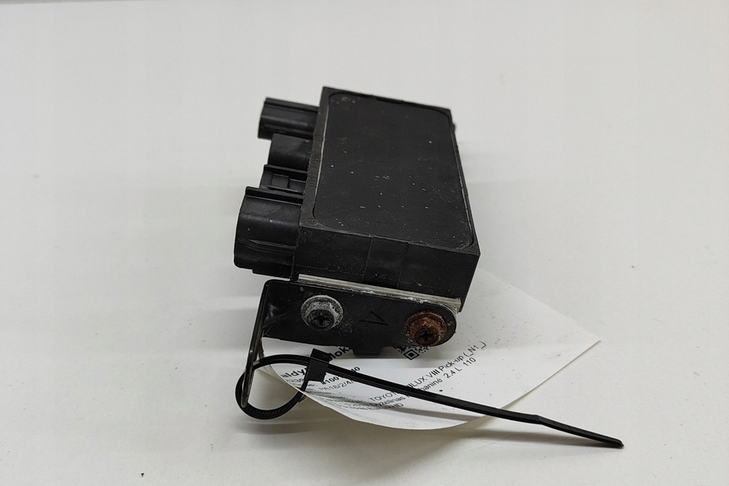 Toyota Hilux 8 AN110 Unitate de control brodat cu lumânări 28551-0E010 2.4D Product image