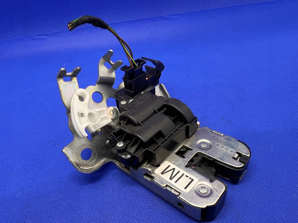 AUDI A6 C7 4G A7 A8 D4 BLOCARE TÂRZIE PORTBAGAI 4H0827505 Product image