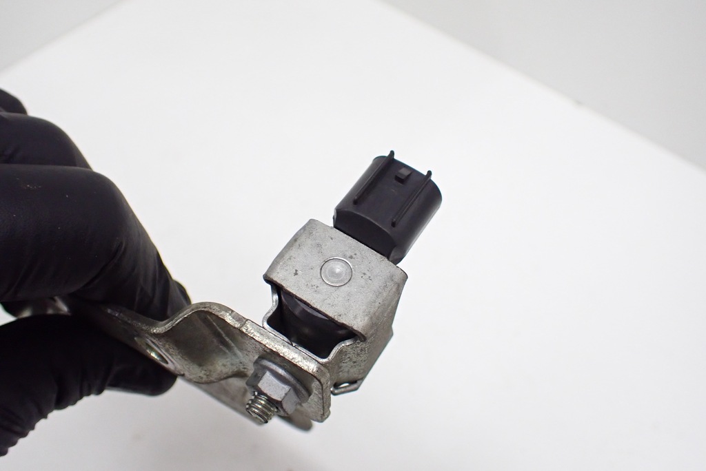 MONTARE VALVĂ DE VACUM MITSUBISHI COLT VI 1.3 MR507781 Product image