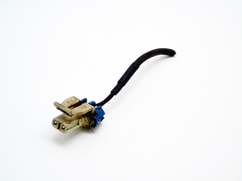 PLUG CUBE VECTRA ASTRA CORSA ZAFIRA MERIVA 95 Product image