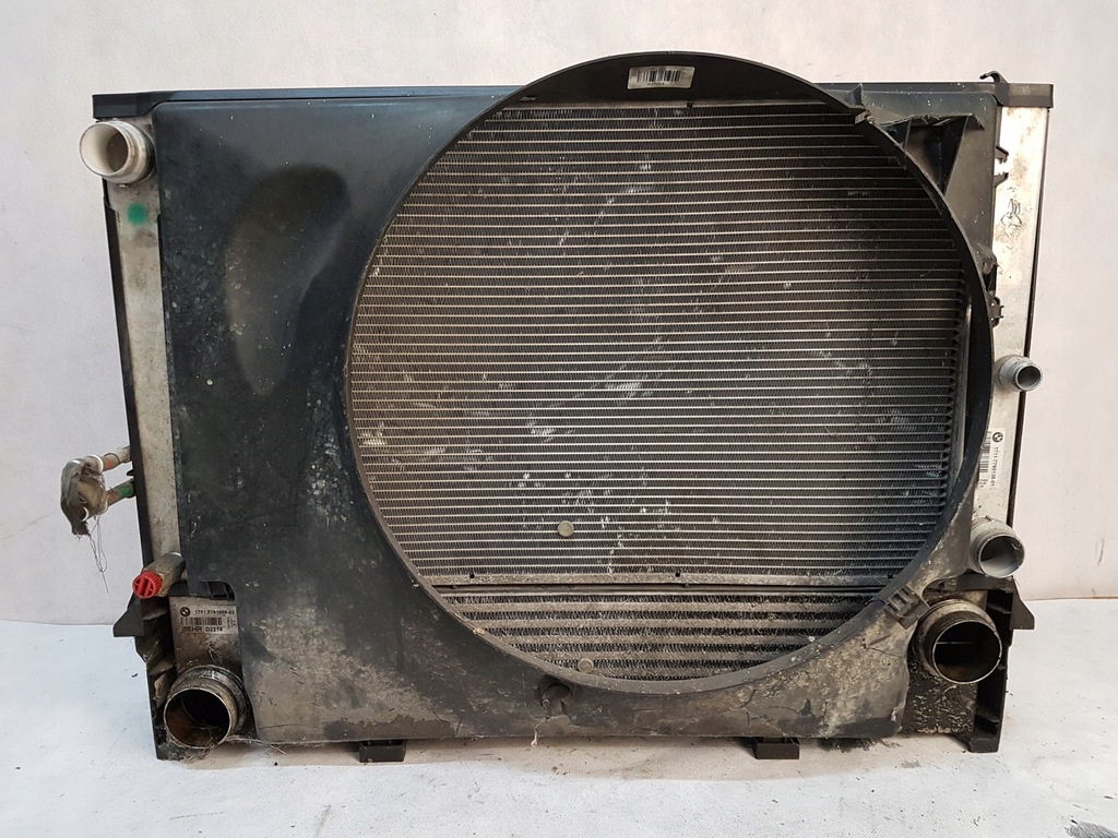 BMW E65 aer conditionat racitor apa intercooler 3.0D LIFT Product image
