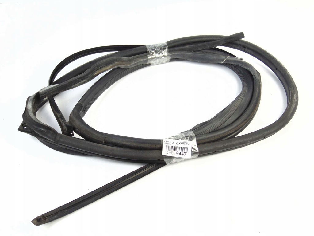 Mercedes S W140 GARNITURĂ DE CAUCIUC UȘĂ DREAPTA SPATE Product image