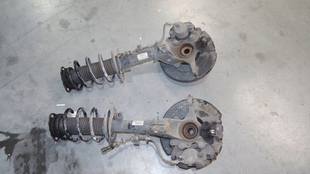 MCPERSON STÂNGA SAU DREAPTA FORD C-MAX MK2 LIFT BV61-18045-LAB BV61-18K001-LAB Product image
