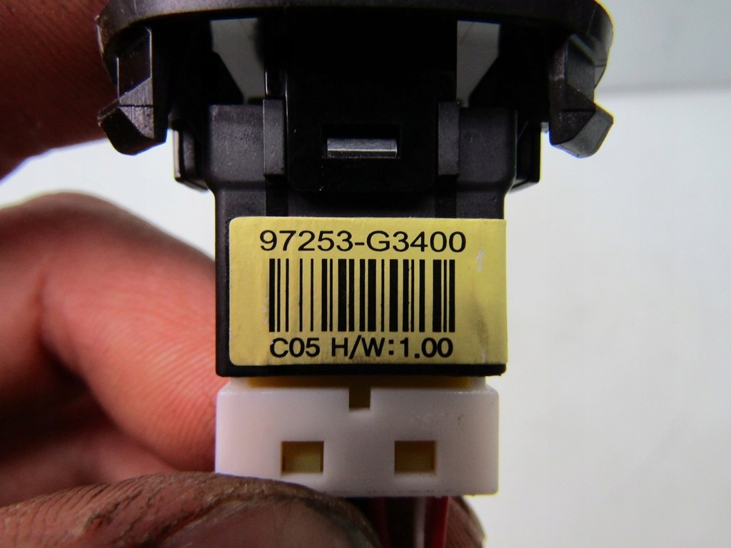 i30 III 18R SENSOR PLOAIE 97253-G3400 Product image