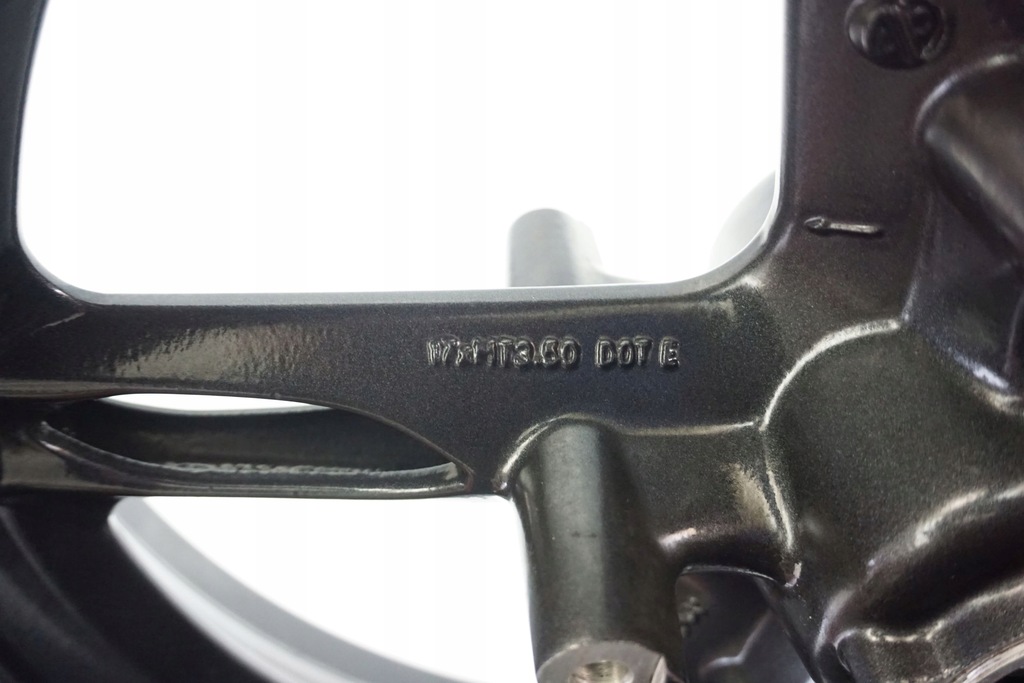 TRIUMPH SPRINT 1050 GT 10- JANTE FATA Product image