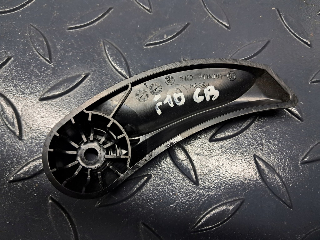 Mâner de mână de deschidere a măștii de mână 9 114 001 BMW F10 F11 GB Product image