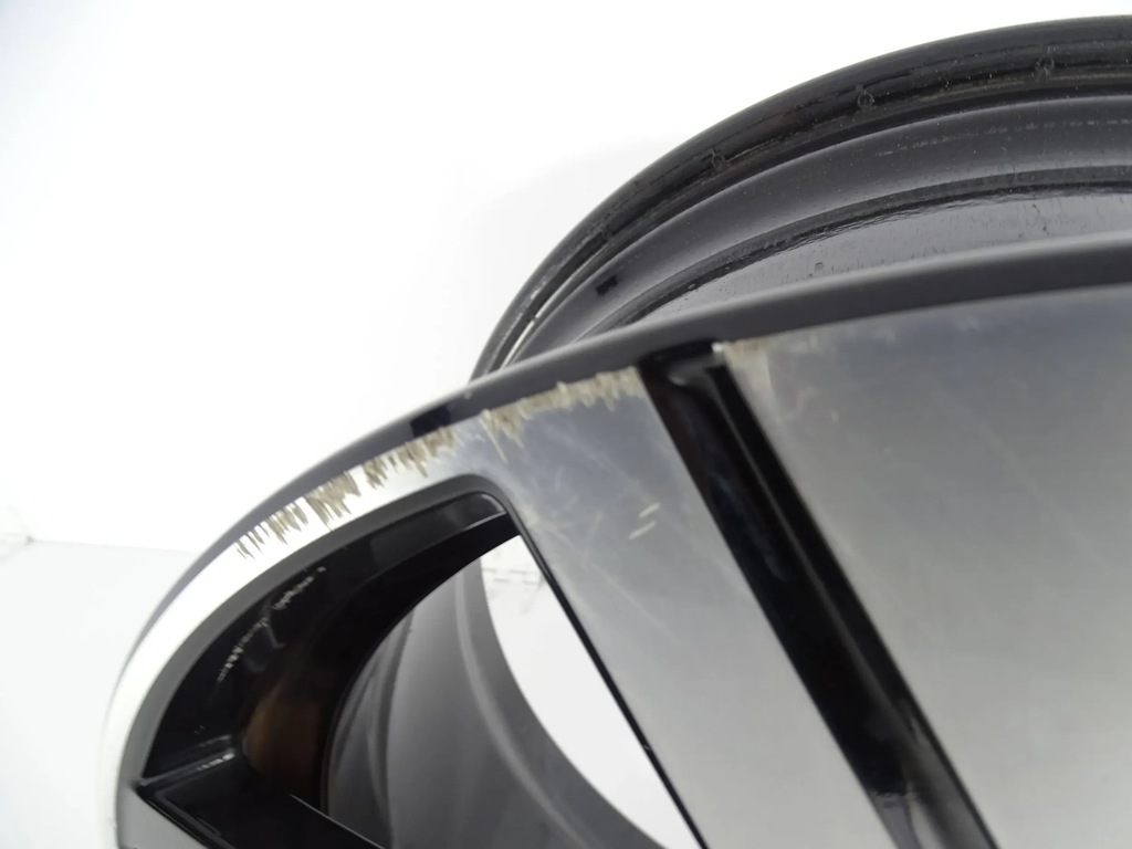 JANTE VOLVO 7.5J x 19 H2 ET50.5 32243375 Product image