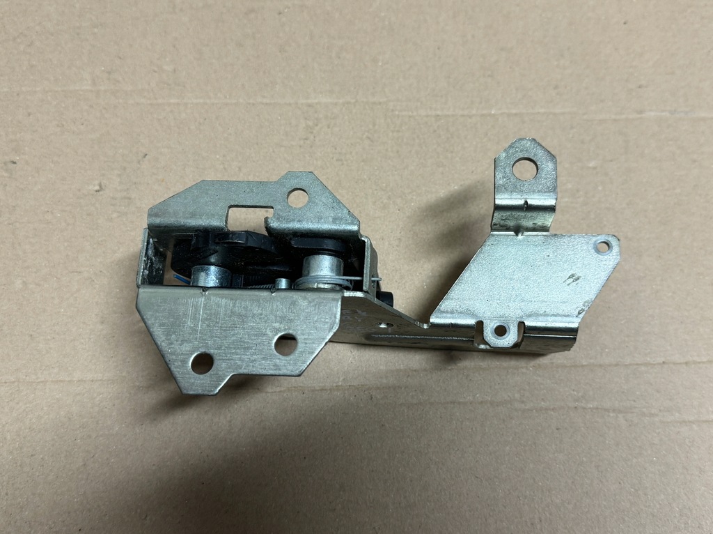 7L0827506E VW TOUAREG BLOCARE GEAM 7L0 827 506 E BLOCARE GEAM Product image
