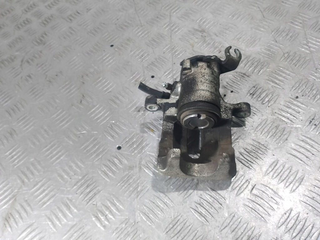ETRIER DE FRANA DREAPTA SPATE VOLVO V40 1.9 DCI Product image